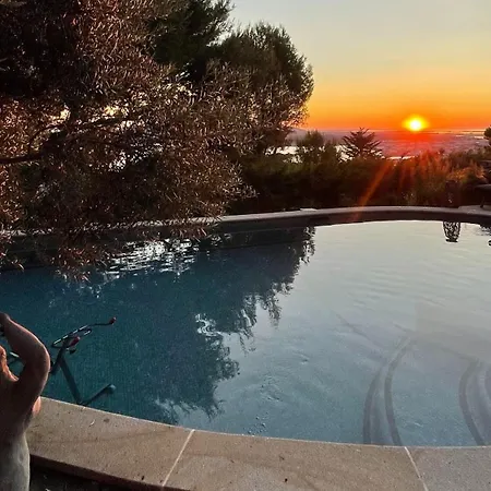 Frühstückspension La Singuliere 4*