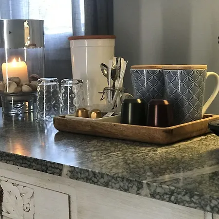 La Singuliere Bed and breakfast